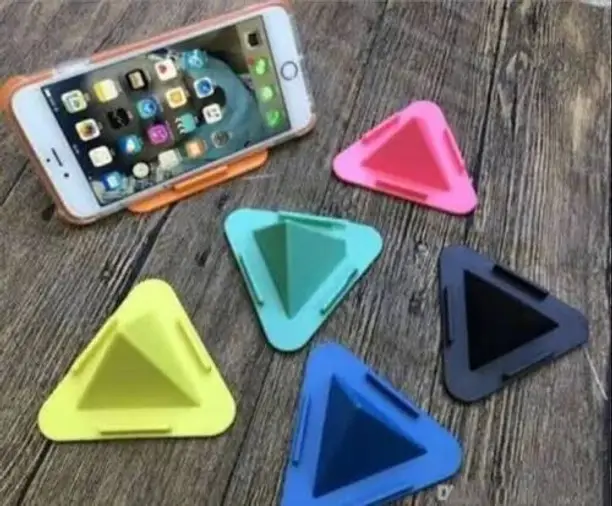 OCNEX 5 Pieces of three-Sided Triangle Desktop Stand Mobile Phone Pyramid Shape Mobile Holder